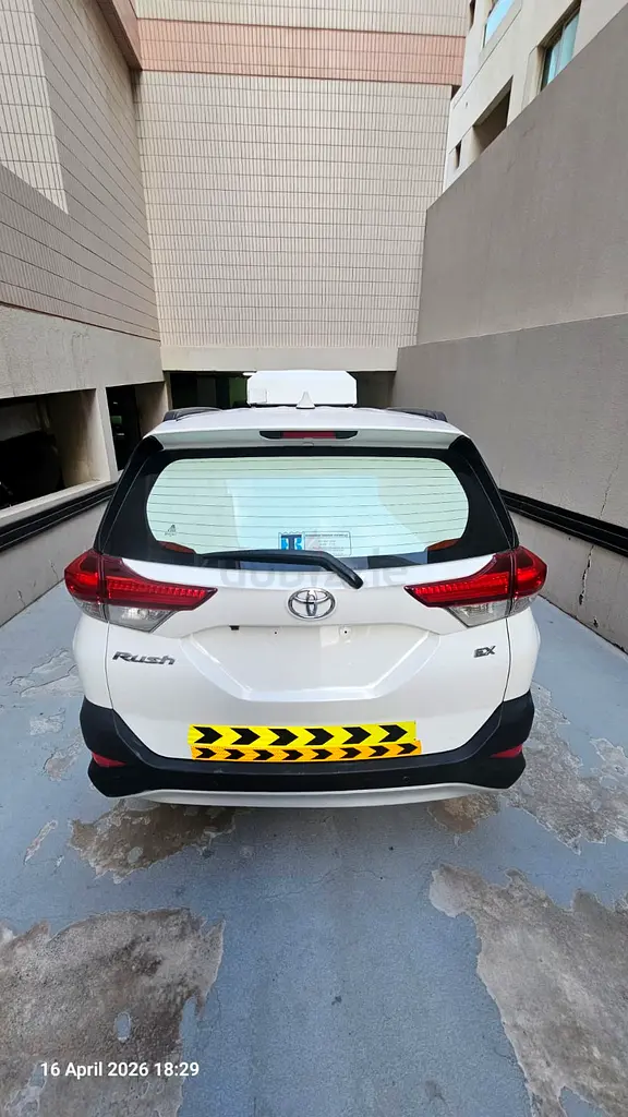 Toyota Rush EX 2020 - Van with Freezer - Image 6