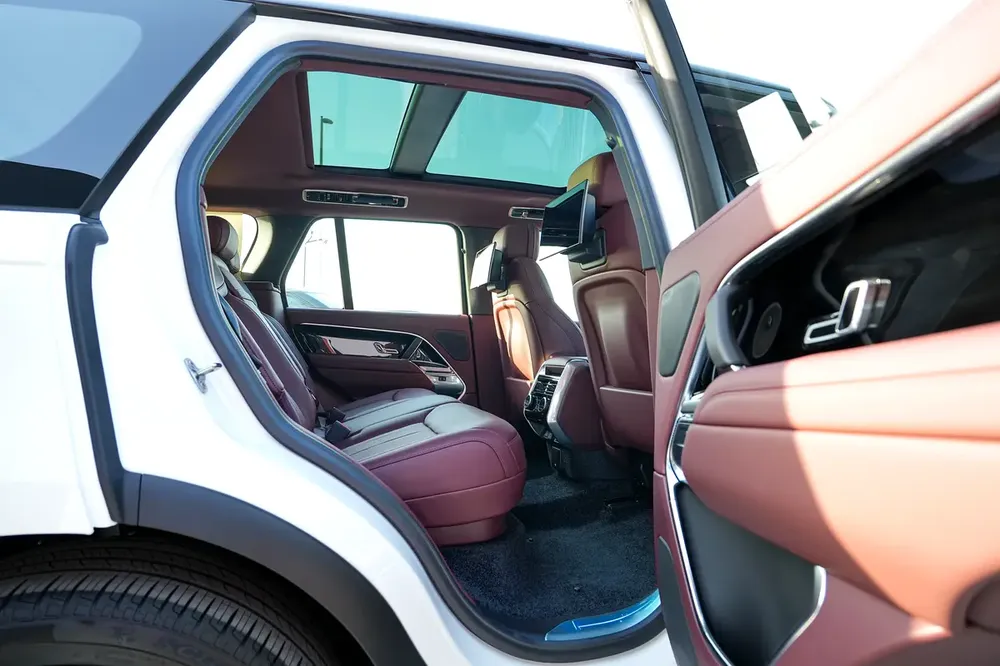 Land Rover Range Rover HSE 2026 | GCC Specs | Brand New Luxury SUV - Image 12