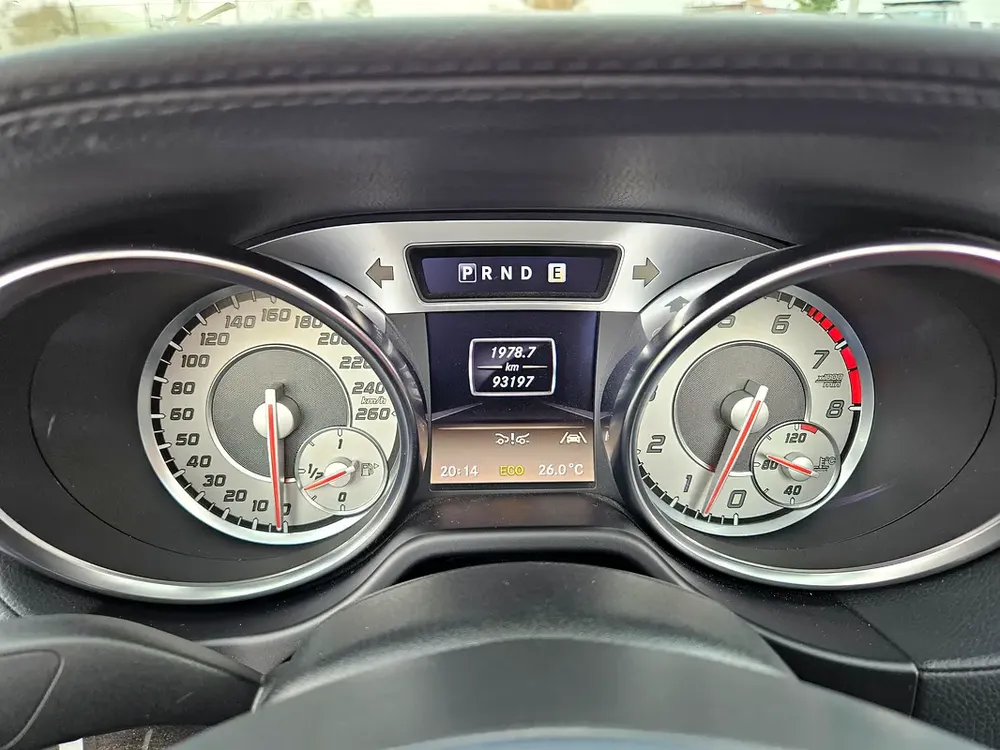 MERCEDES BENZ SL350 BLUEFFICENCY 2013 WITH SL63 KIT - Image 13