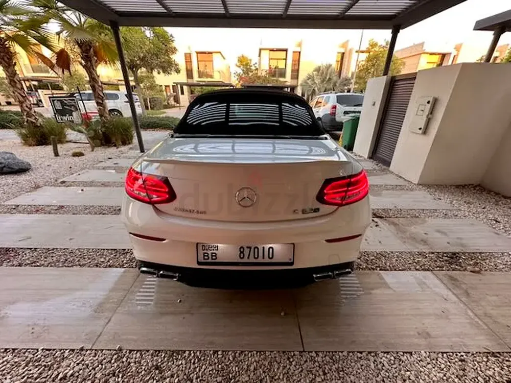 2019 C63 S AMG Convertible - 45k km - warranty + service - Japan-spec - Image 4