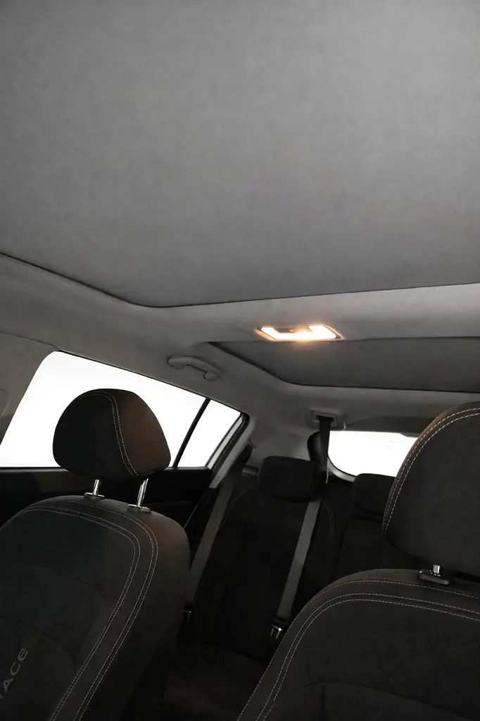 2015 Kia Sportage GT-Line GCC Specs - No accident - No paint - Well Maintained - Image 15