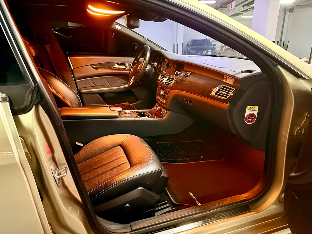 Mercedes CLS 350 AMG LINE - Image 10