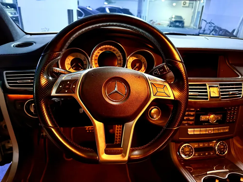 Mercedes CLS 350 AMG LINE - Image 6