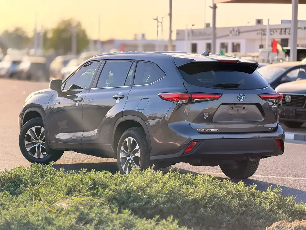 Toyota Highlander Limited 2023 GCC Spec well Maintained - Image 18