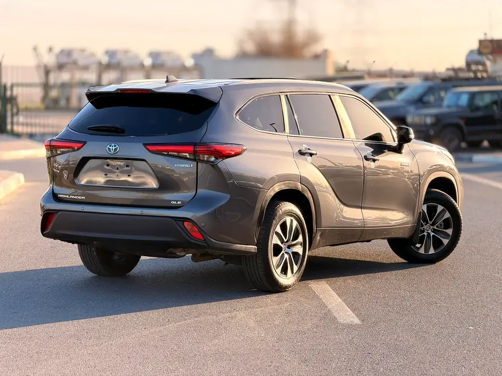 Toyota Highlander Limited 2023 GCC Spec well Maintained - Image 20