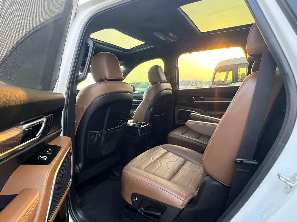 2021 KIA TELLURIDE SX FULL OPTION - PANORAMIC ROOF - HUD DISPLAY - AUTO TRUNK -360 *CAM - 4wheel DRV - Image 15