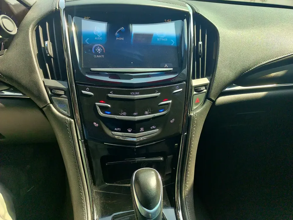 2014 Cadillac ATS - Gcc specs - excellent condition - Image 11