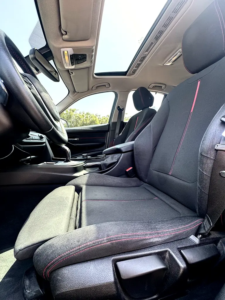 BMW 3-Series 328i Sport Line 2015 GCC Specs - Image 12