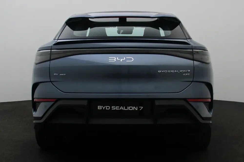 2025 BYD SEALION 7 Performance - GCC Specs - Image 19