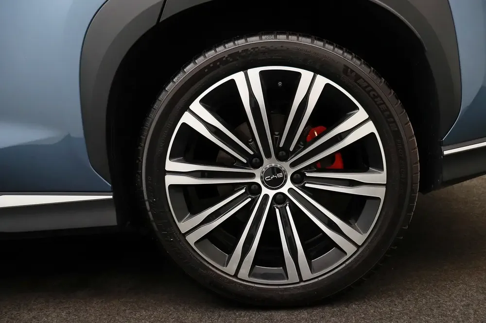 2025 BYD SEALION 7 Performance - GCC Specs - Image 5