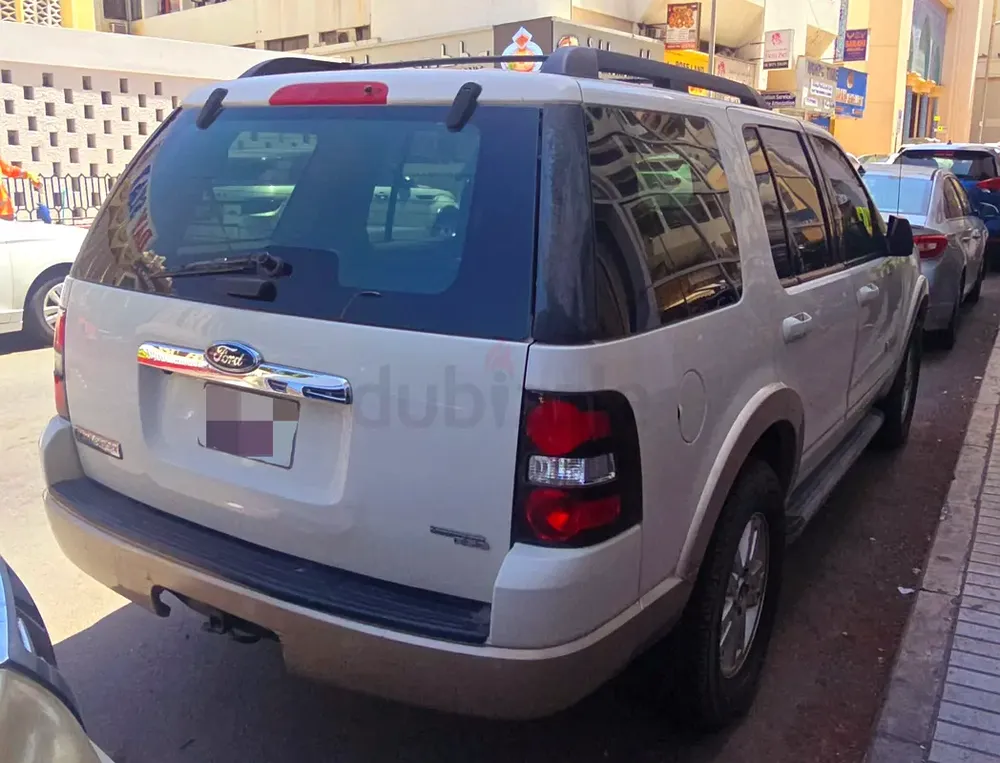 Ford Explorer 2008 GCC Specs - Reliable SUV - Image 4