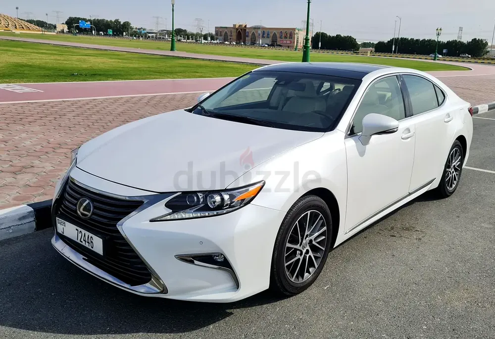 Lexus ES 350 Platinum 2017 GCC Specs - Full Al FuttaimService History - Lady Driven - Mint Condition - Image 6