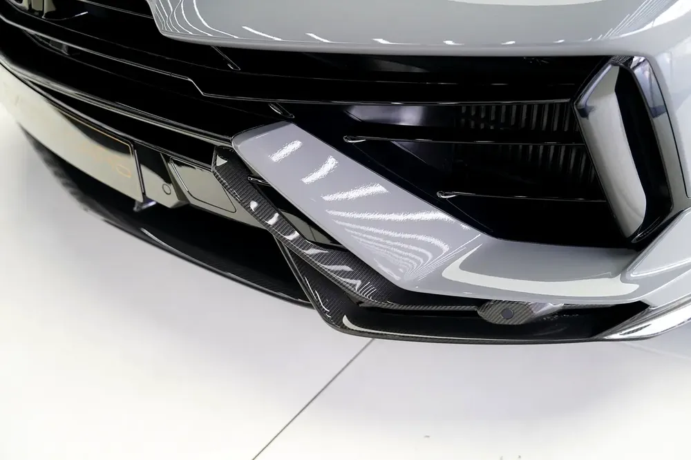 URUS PERFORMANTE | NARDO GREY | AKRAPOVIC EXHAUST | CARBON INTERIOR AND EXTERIOR - Image 14