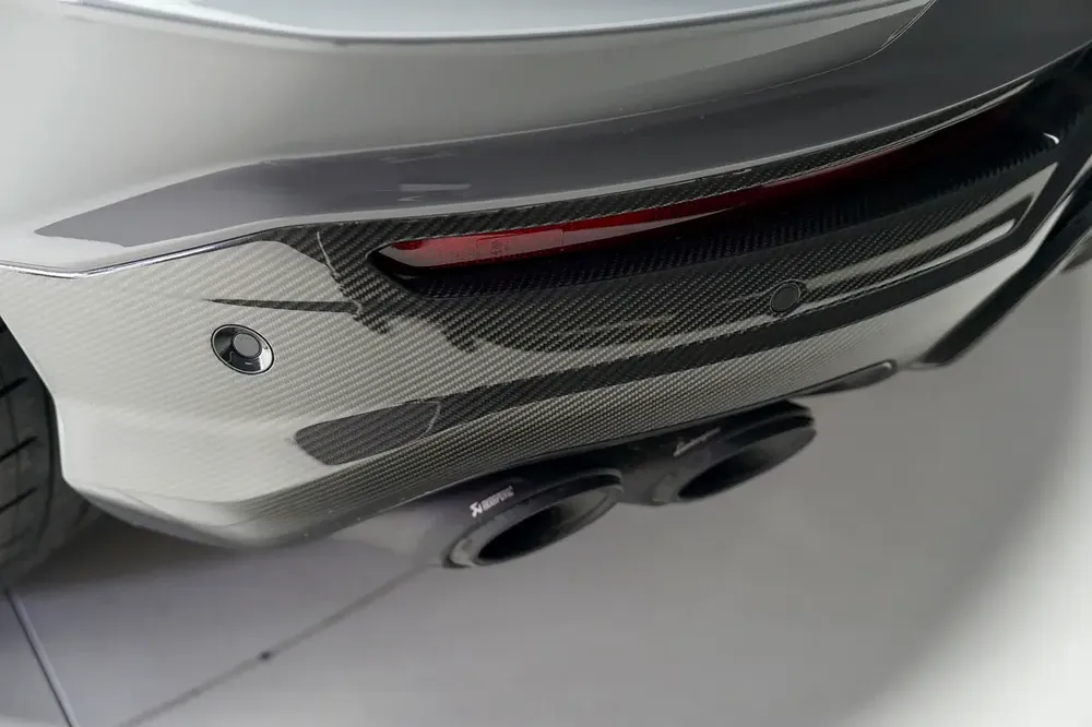 URUS PERFORMANTE | NARDO GREY | AKRAPOVIC EXHAUST | CARBON INTERIOR AND EXTERIOR - Image 16