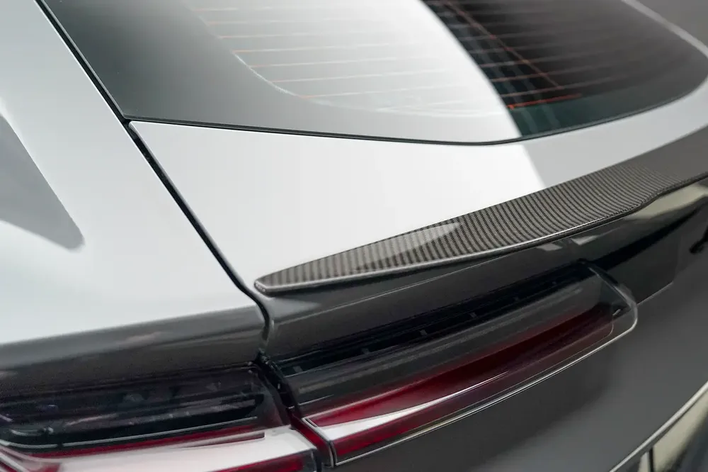URUS PERFORMANTE | NARDO GREY | AKRAPOVIC EXHAUST | CARBON INTERIOR AND EXTERIOR - Image 17