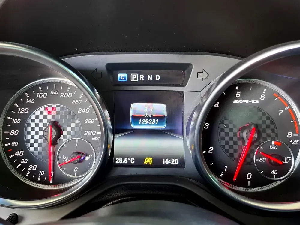 AED 2096/month | 2017 Mercedes-Benz SLC SLC 43 AMG | GCC Specs | Ref#425860 - Image 15