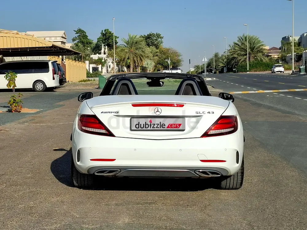 AED 2096/month | 2017 Mercedes-Benz SLC SLC 43 AMG | GCC Specs | Ref#425860 - Image 8