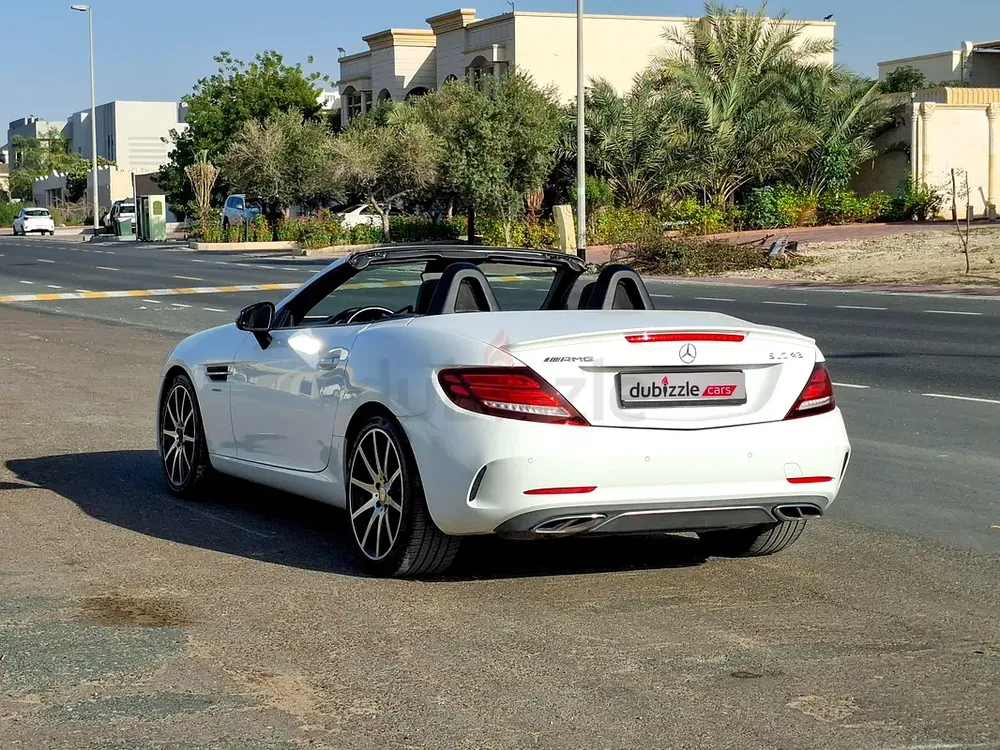 AED 2096/month | 2017 Mercedes-Benz SLC SLC 43 AMG | GCC Specs | Ref#425860 - Image 9