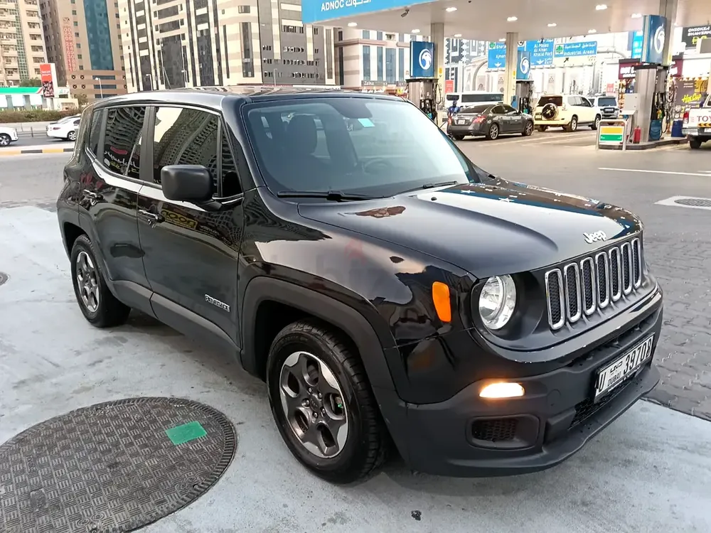 Jeep Renegade Sport 2017 GCC Specs - Well Maintained - Filipino Owner - Image 12