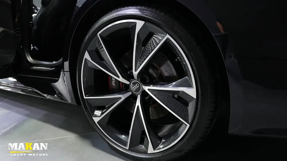 Audi RS7 - Image 20