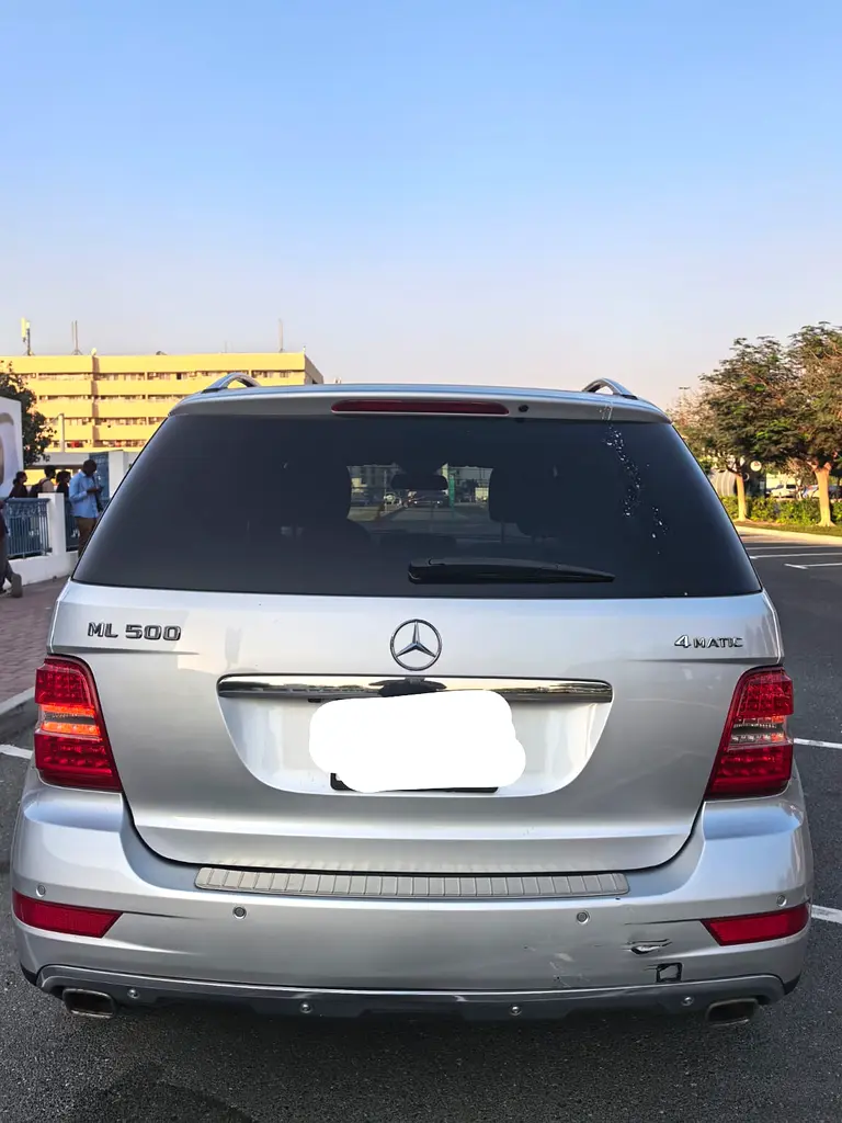 MERCEDES ML 2011...GCC..VERY CLEAN..FIRST OWNER... URGENT SALE - Image 13