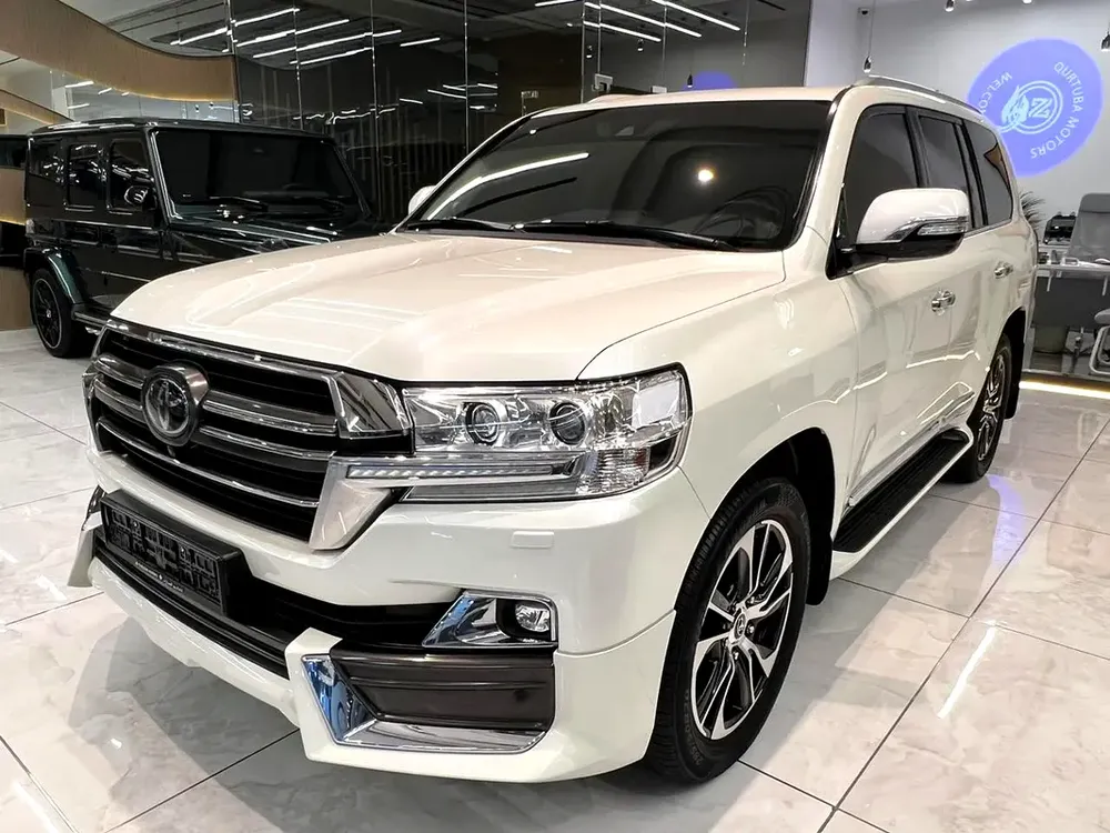 Toyota Land Cruiser VXR 5.7L – 2021 Model - Image 4