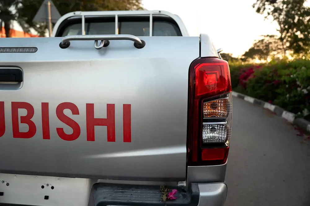 Mitsubishi L200 Double Cab 2023 2WD Manual - Diesel new car - Image 8