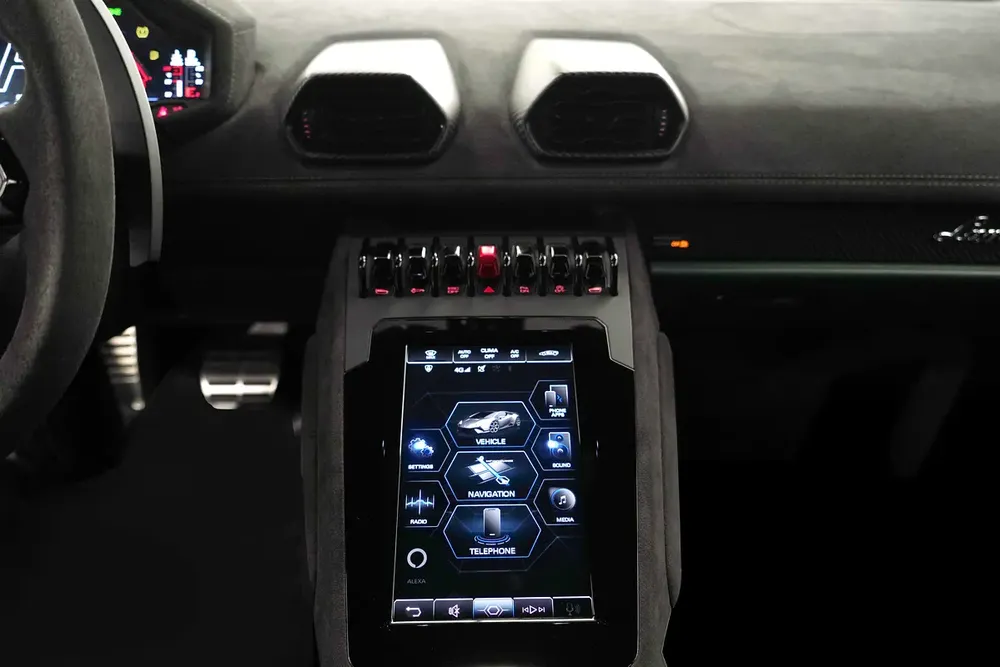 2023 LAMBORGHINI HURACAN TECNICA / CARBON FIBRE INSIDE - Image 11