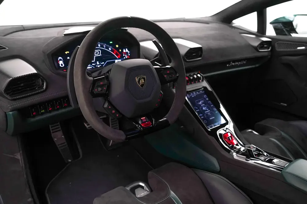 2023 LAMBORGHINI HURACAN TECNICA / CARBON FIBRE INSIDE - Image 8