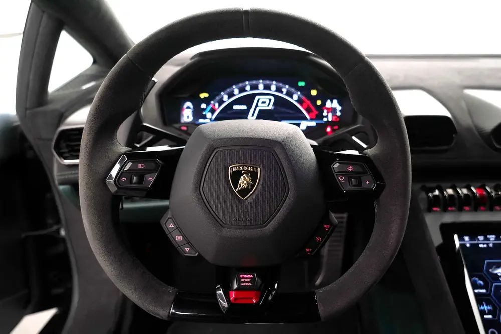 2023 LAMBORGHINI HURACAN TECNICA / CARBON FIBRE INSIDE - Image 9