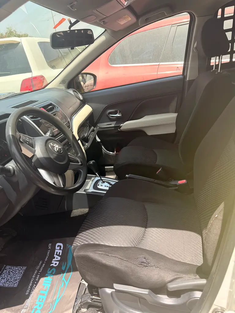 Toyota Rush EX 2020 GCC Specs - Excellent Condition 7-Seater - Image 7
