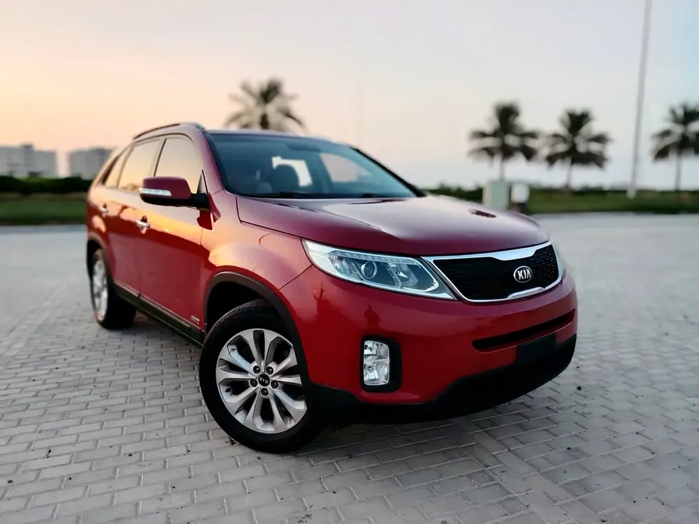 Kia Sorento 2014 GCC 4 Cylinder Immaculate Prestine Clean Condition 7 Seater SUV Perfect For Family - Image 5