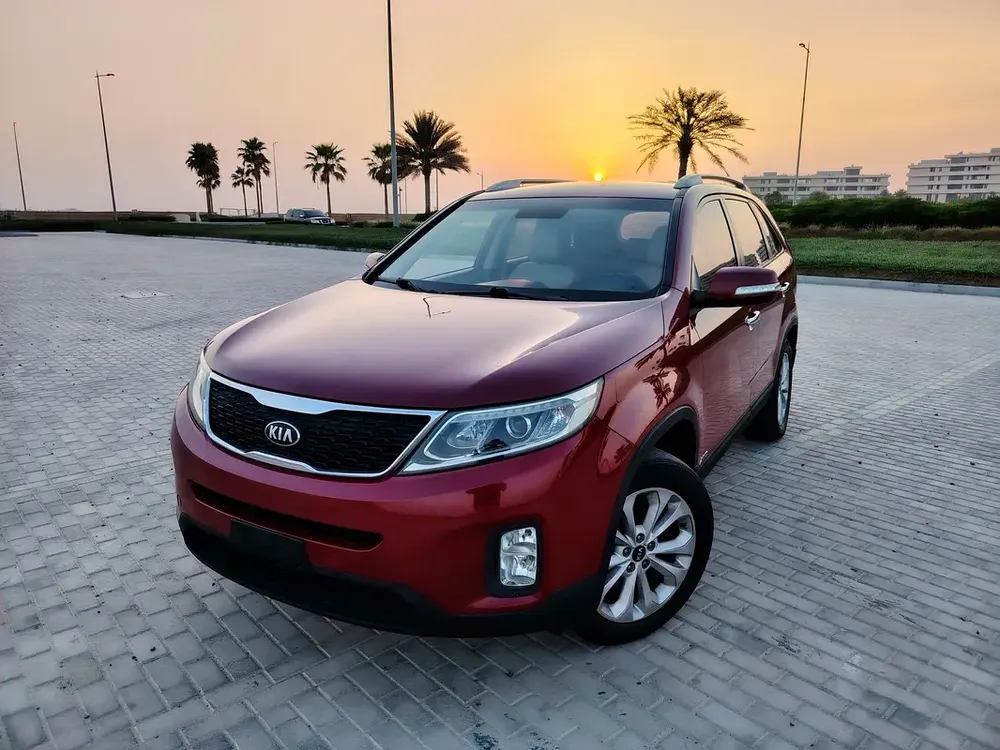 Kia Sorento 2014 GCC 4 Cylinder Immaculate Prestine Clean Condition 7 Seater SUV Perfect For Family - Image 6