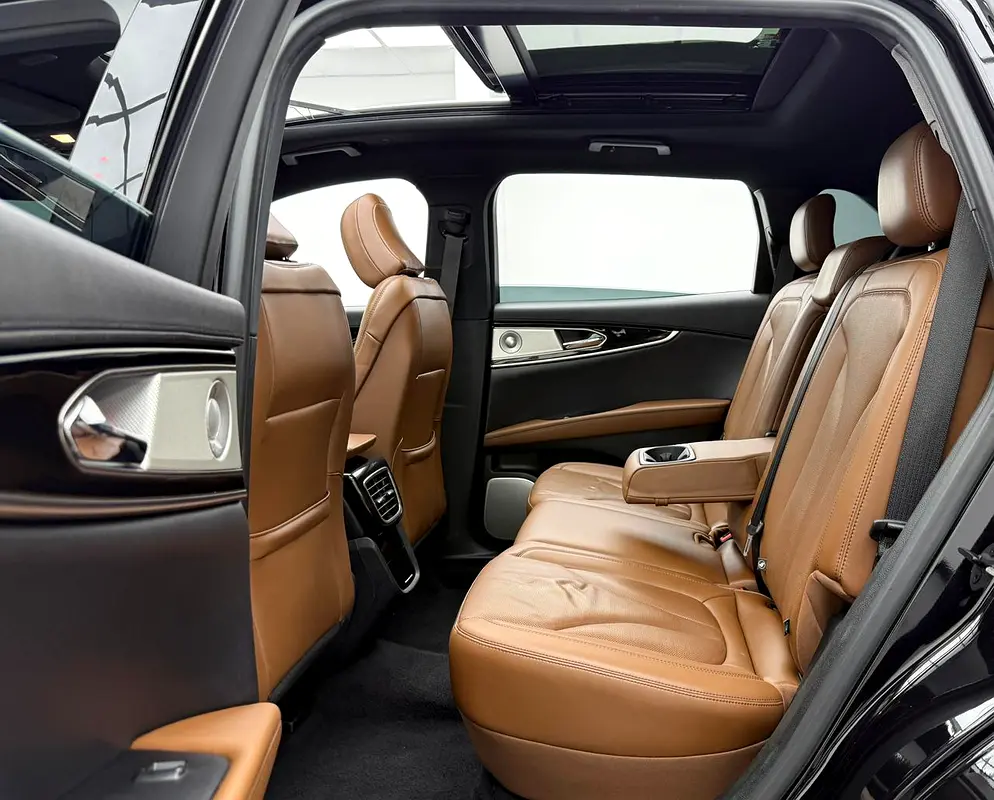 2022 Lincoln Nautilus ,Warranty ,Al Tayer Full Service History ,GCC - Image 16