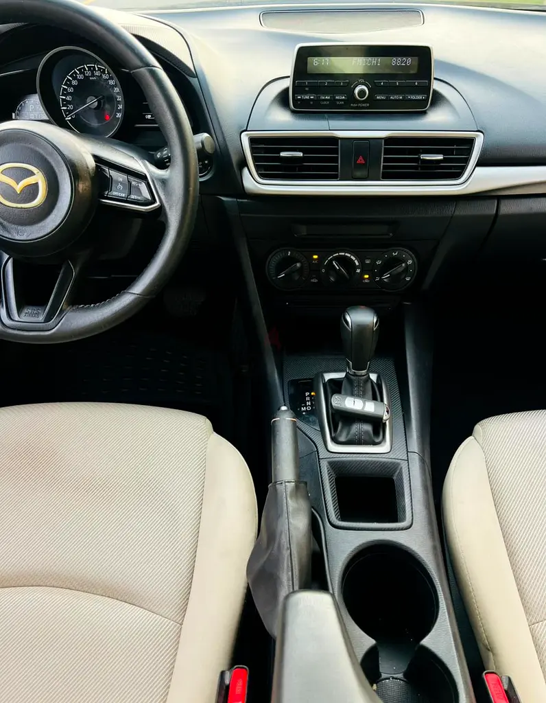 MAZDA 3 SEDAN 1.6 MODEL 2018 GCC SPECS - Image 8