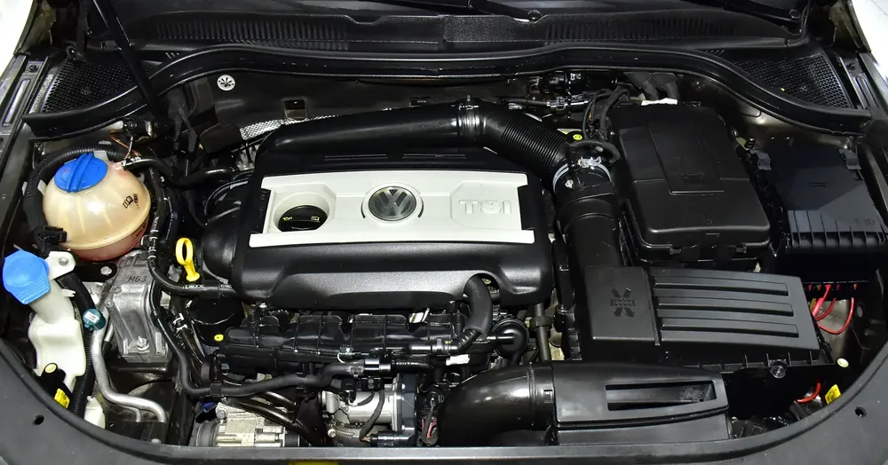 EXCELLENT DEAL for our Volkswagen CC ( 2015 Model ) in Brown Color GCC Specs - Image 17