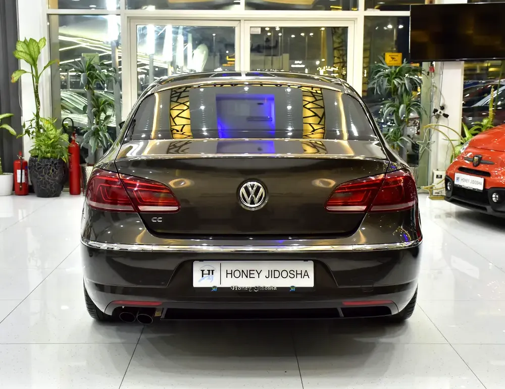 EXCELLENT DEAL for our Volkswagen CC ( 2015 Model ) in Brown Color GCC Specs - Image 5