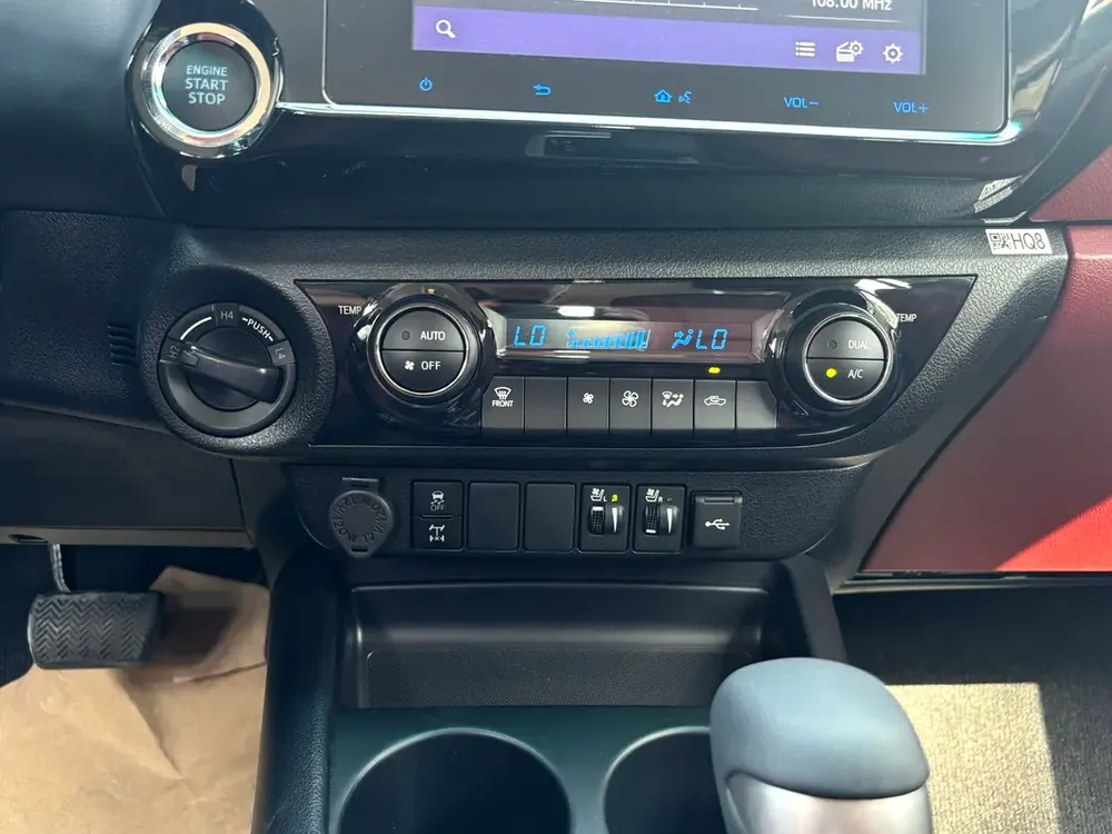 Brand New 2026 Toyota Hilux Double Cab GLX - GCC Specs - Image 14