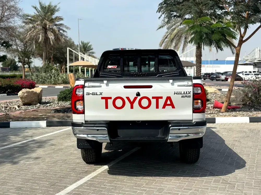 Brand New 2026 Toyota Hilux Double Cab GLX - GCC Specs - Image 6