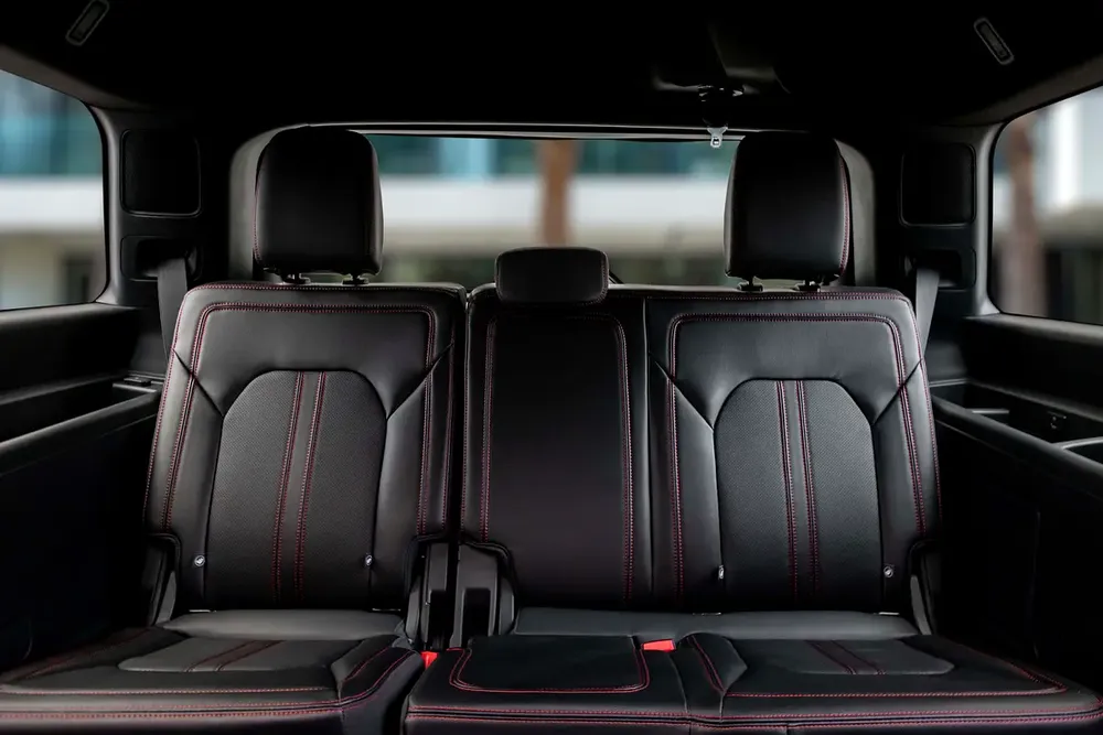 4,700 P.M |  Expedition - Stealth Performance | 0% Downpayment | HIGH SPEC | 2030 WARRANTY! - Image 13