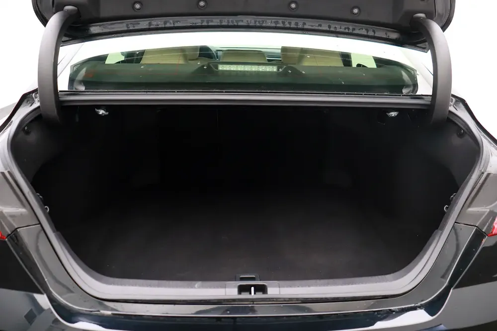 CAMRY SDN P 2.5L AT XLE RA - Image 19