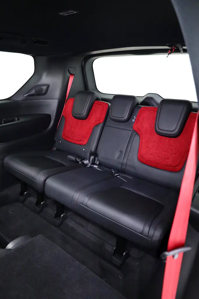 NISSAN ARMADA NISMO 2026 FULLY LOADED WITH CAPTAIN SEATS + FULLY LOADED - Image 15