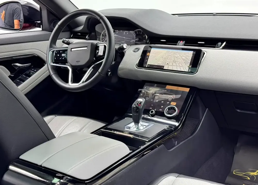 2023 Range Rover Evoque P200 S R-Dynamic, 2028 LR Warranty, Full LR Service History, GCC - Image 11