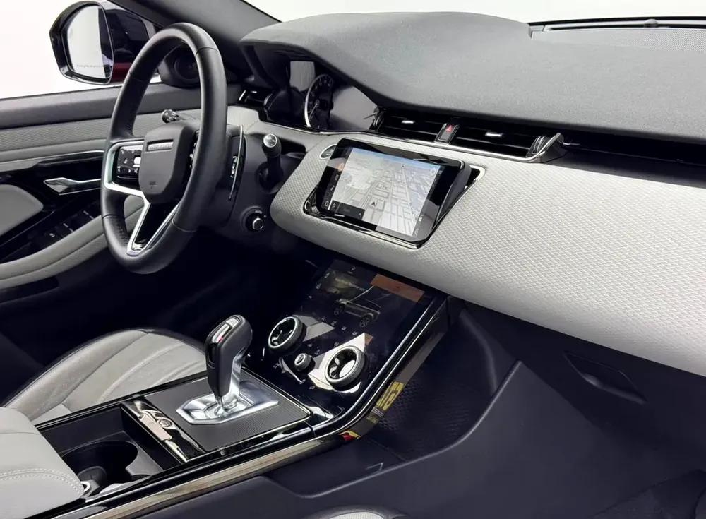 2023 Range Rover Evoque P200 S R-Dynamic, 2028 LR Warranty, Full LR Service History, GCC - Image 7