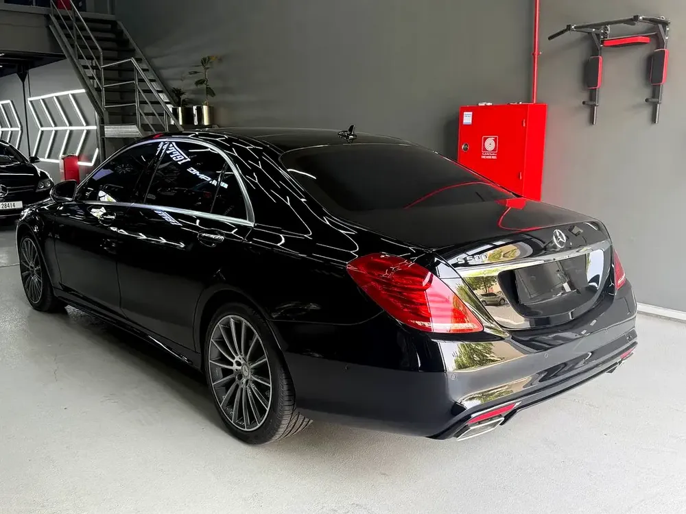Odo.: 250km only GCC 2015 Mercedes‑Benz S500 — W222 series - Image 4
