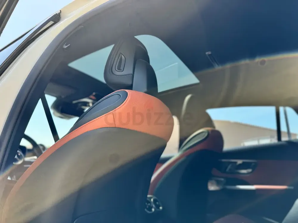 Mercedes-Benz GLC 300 - Image 11