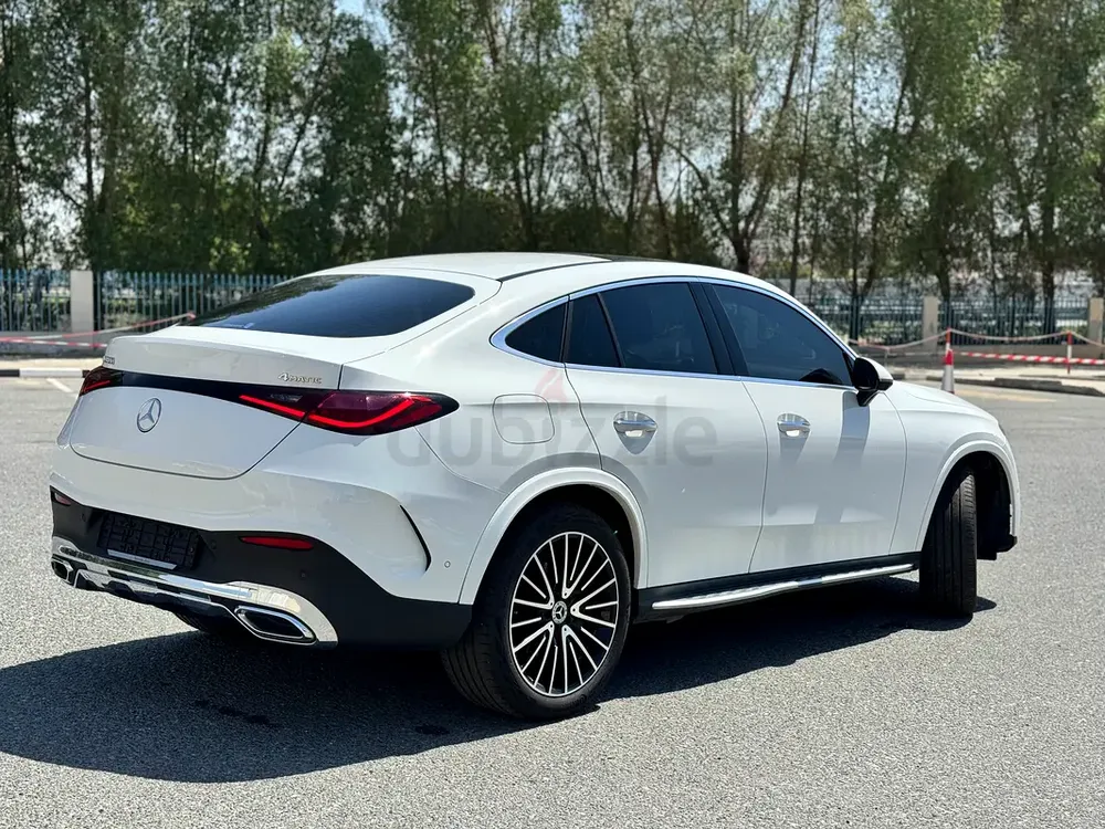 Mercedes-Benz GLC 300 - Image 6