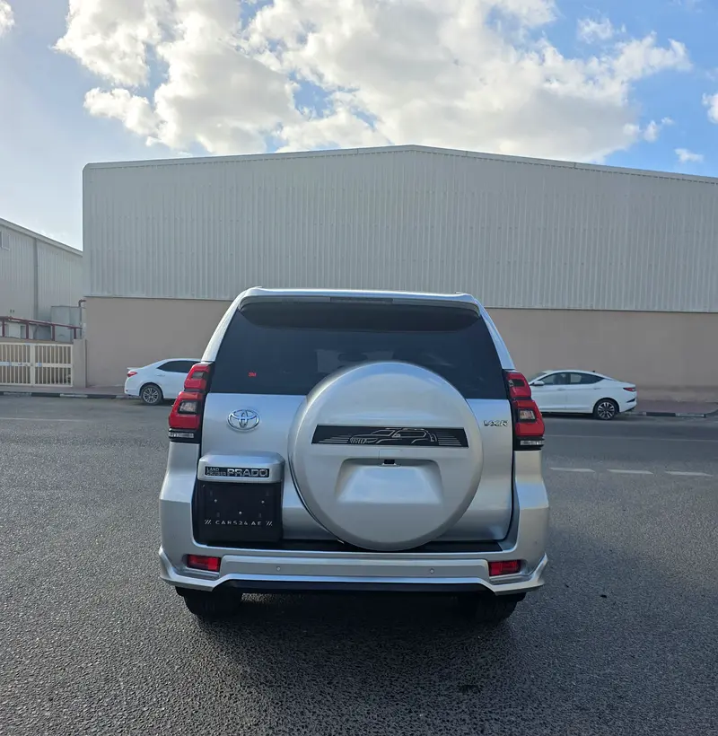 TOYOTA PRADO VXR ADVENTURE 2 YEAR WARRANTY - Image 6