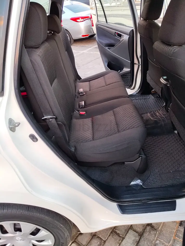 Toyota Innova 2018 | GCC Spec | 8 Seater | No Accident History | in good condition for Sale - Image 12