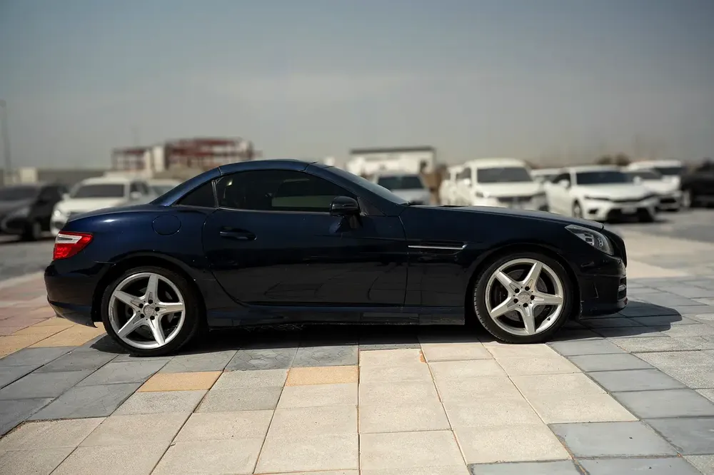 Mercedes-Benz SLK-Class SLK 200 2016 GCC Specs 83000 KM - Image 6